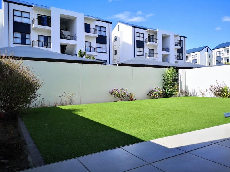 To Let 3 Bedroom Property for Rent in Sandown Western Cape